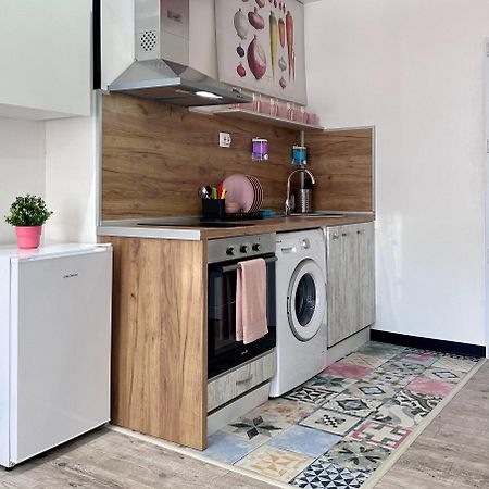 The Rainbow 9 Apartment Sofia Luaran gambar