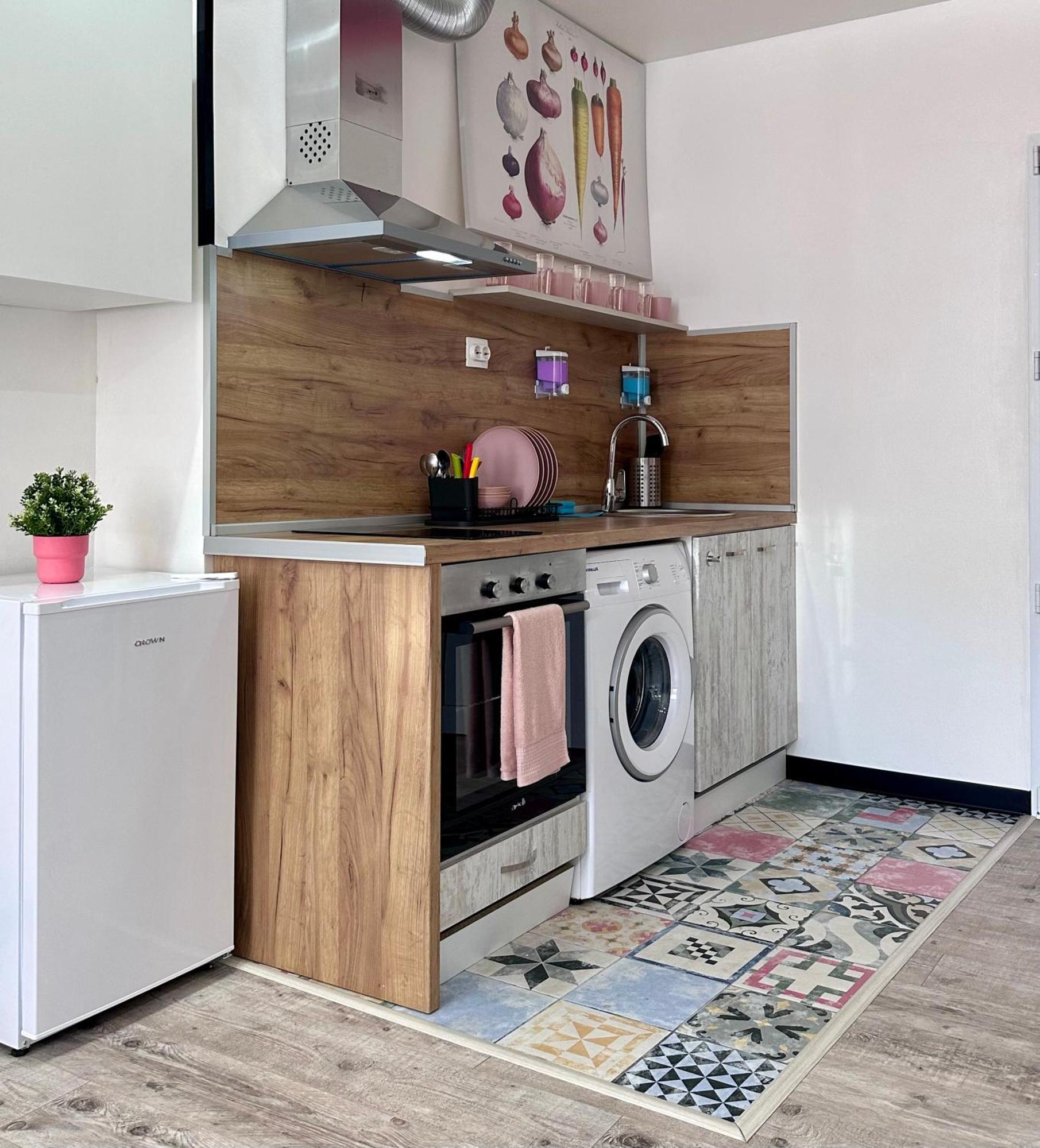The Rainbow 9 Apartment Sofia Luaran gambar